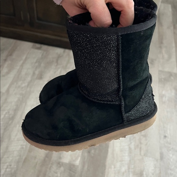 UGG Black Glitter Boots little girl size 1 age 7-8 years old - Picture 4 of 5